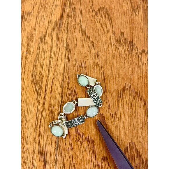 B10 Sterling Silver 925 Vintage Bracelet Green Stone Old Money Coquette Asian - Picture 6 of 9